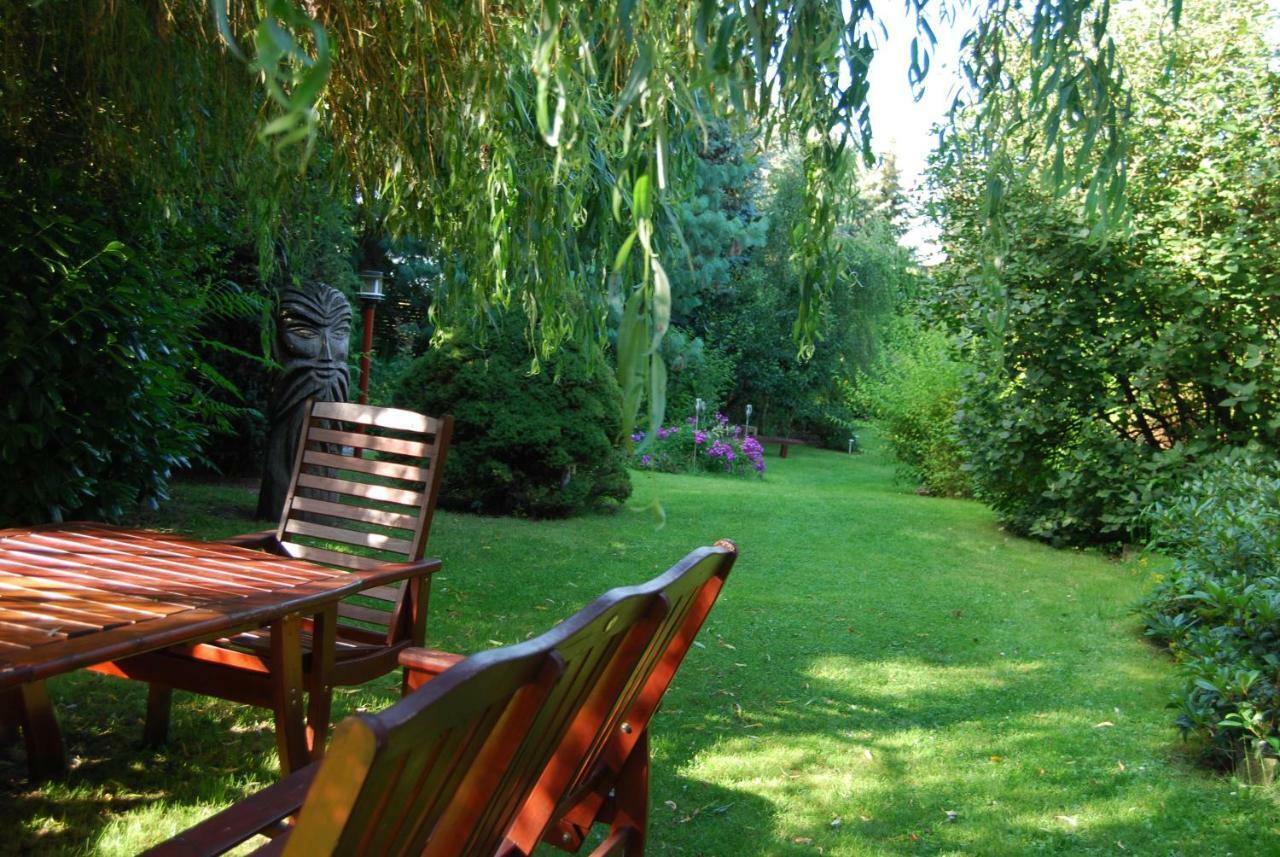 Ferienwohnung Aronia Warlow エクステリア 写真